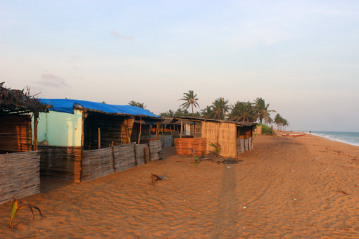 Einsamer Strand in Agodeke