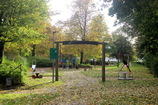 Kinderspielplatz im Speckgürtel Stuttgarts