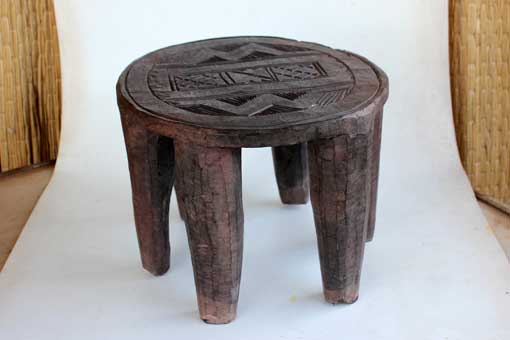 Togoischer Hocker 09